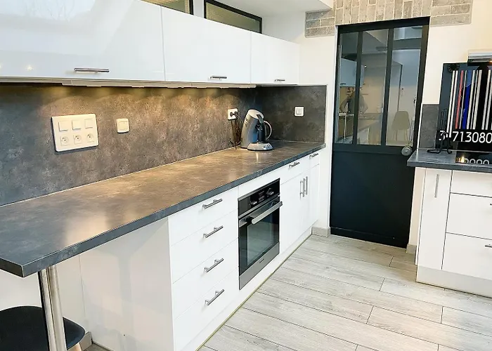 Le Sweet Home, Clim, Parking Prive, Wifi Lägenhet Reims